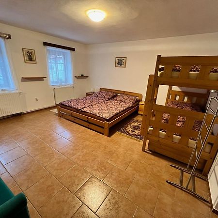 Rekreacni Dum Pohoda Jiřetín pod Jedlovou Esterno foto