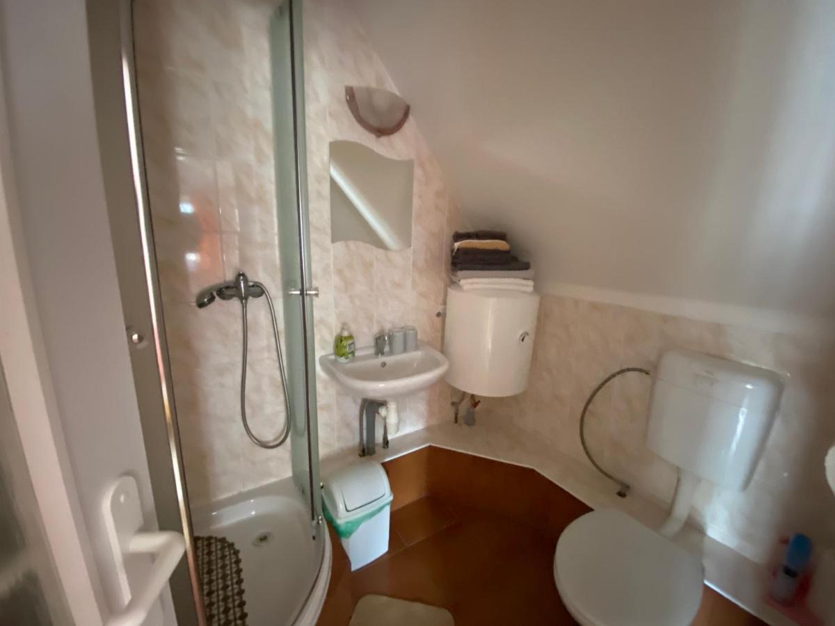 Rekreacni Dum Pohoda Jiřetín pod Jedlovou Esterno foto
