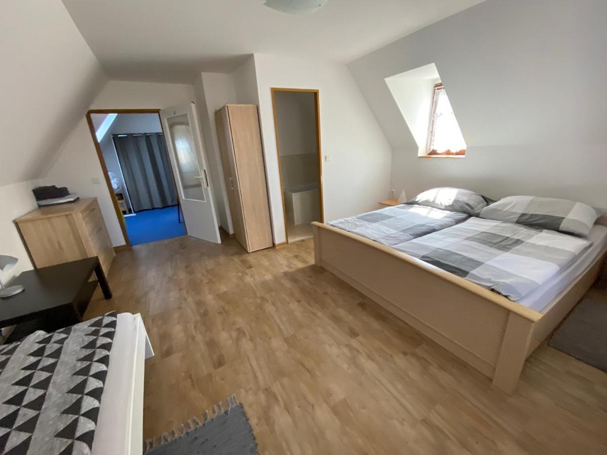 Rekreacni Dum Pohoda Jiřetín pod Jedlovou Esterno foto